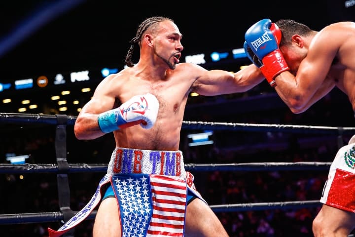 Thurman in ring fighting his opponent