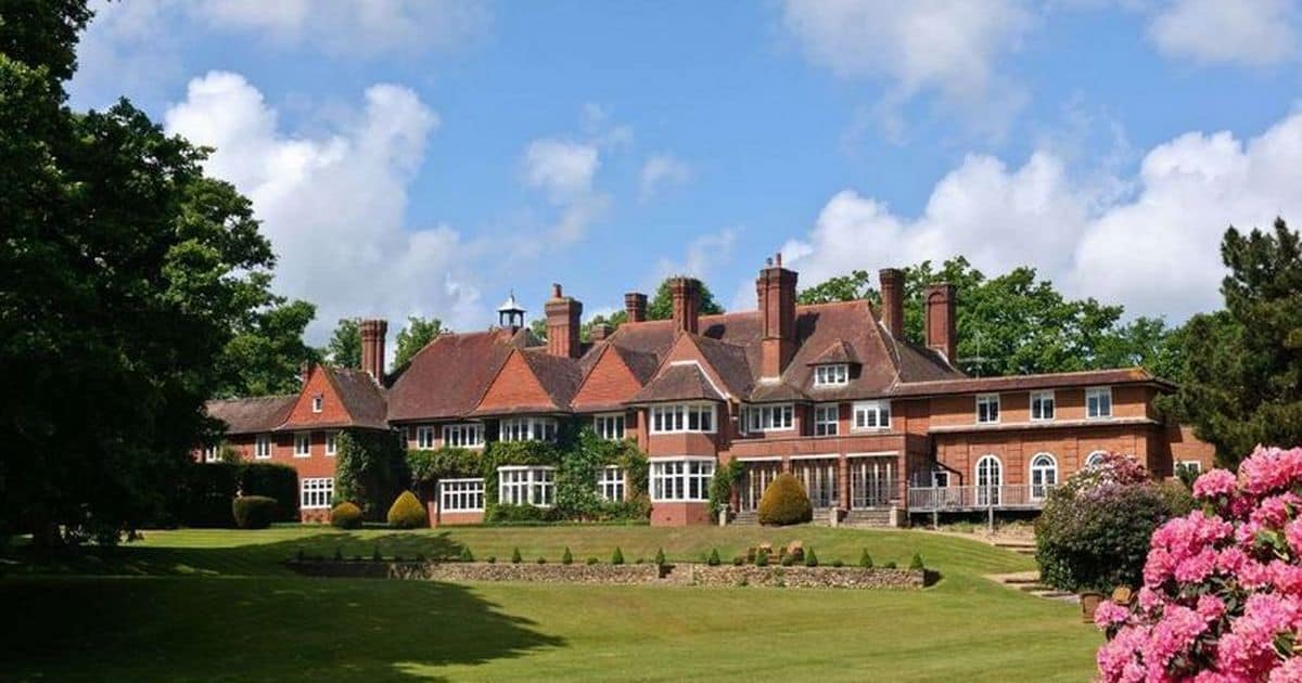 Adele's mansion in sussex