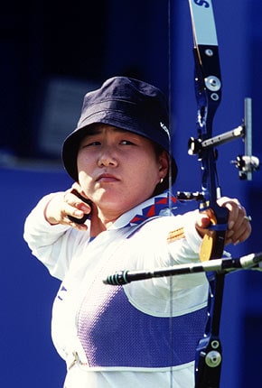kim soo nyung shooting an arrow