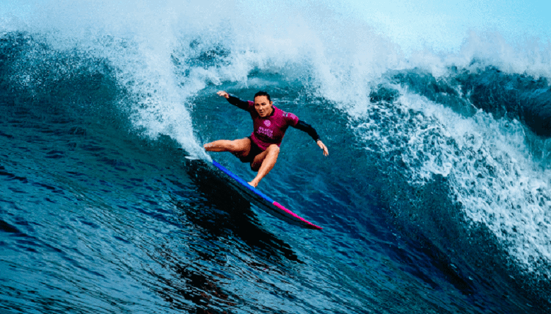 Carissa Moore surfing