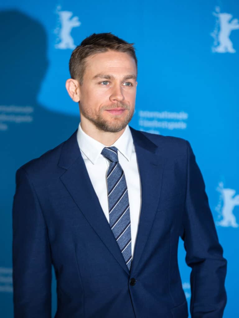 Charlie Hunnam in an event.