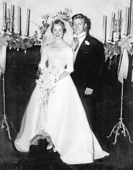 A glimpse of Lola Van Wagenen and Robert Redford wedding.
