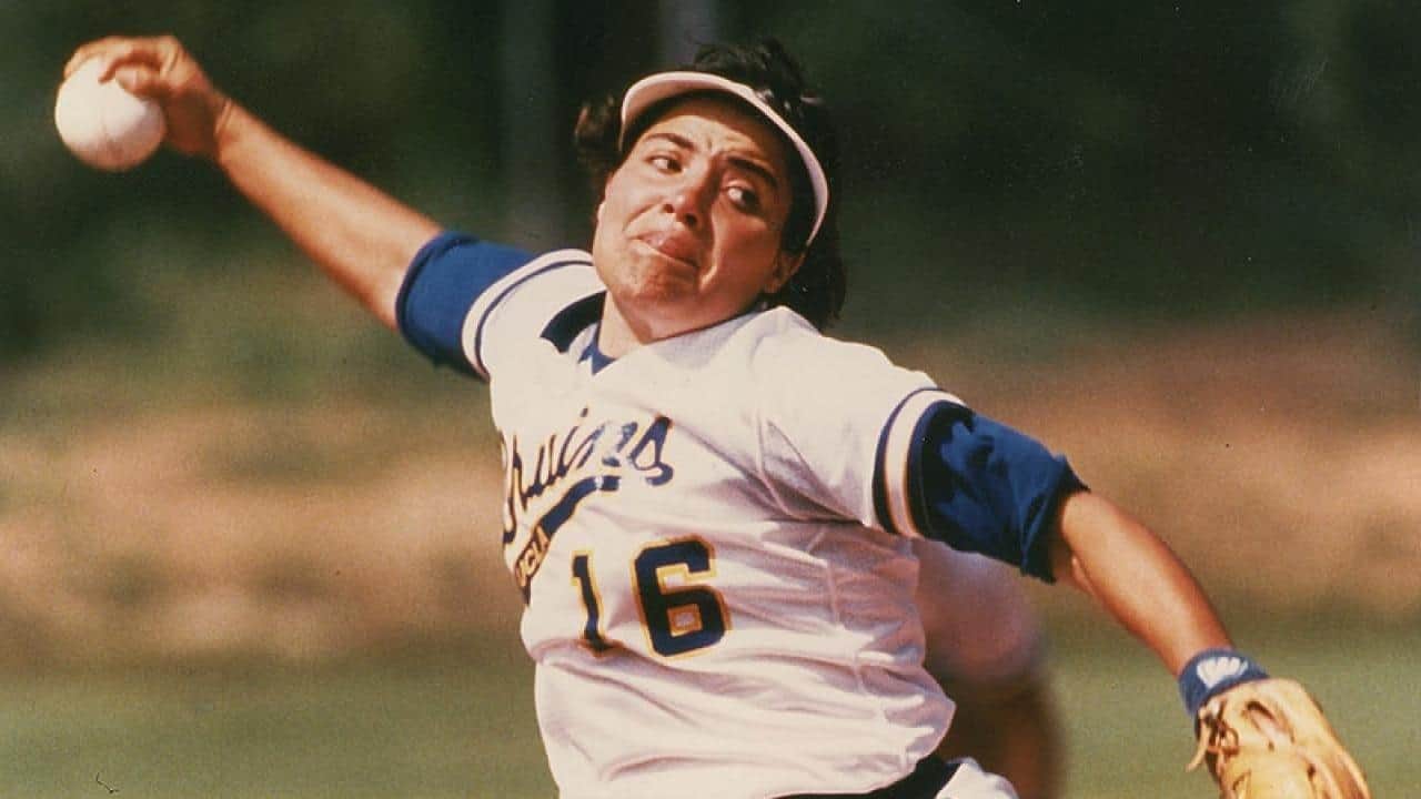 Lisa Fernandez during UCLA's 1992 championship