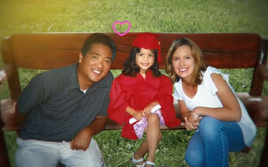 Olivia during her childhood with her parents