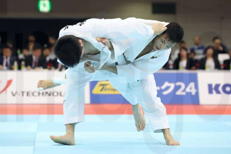 ryuju-nagayama-judo-throw-ground-throw