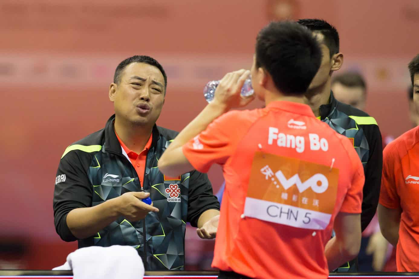 Fang_Bo_Liu_Guoliang_with_his_team
