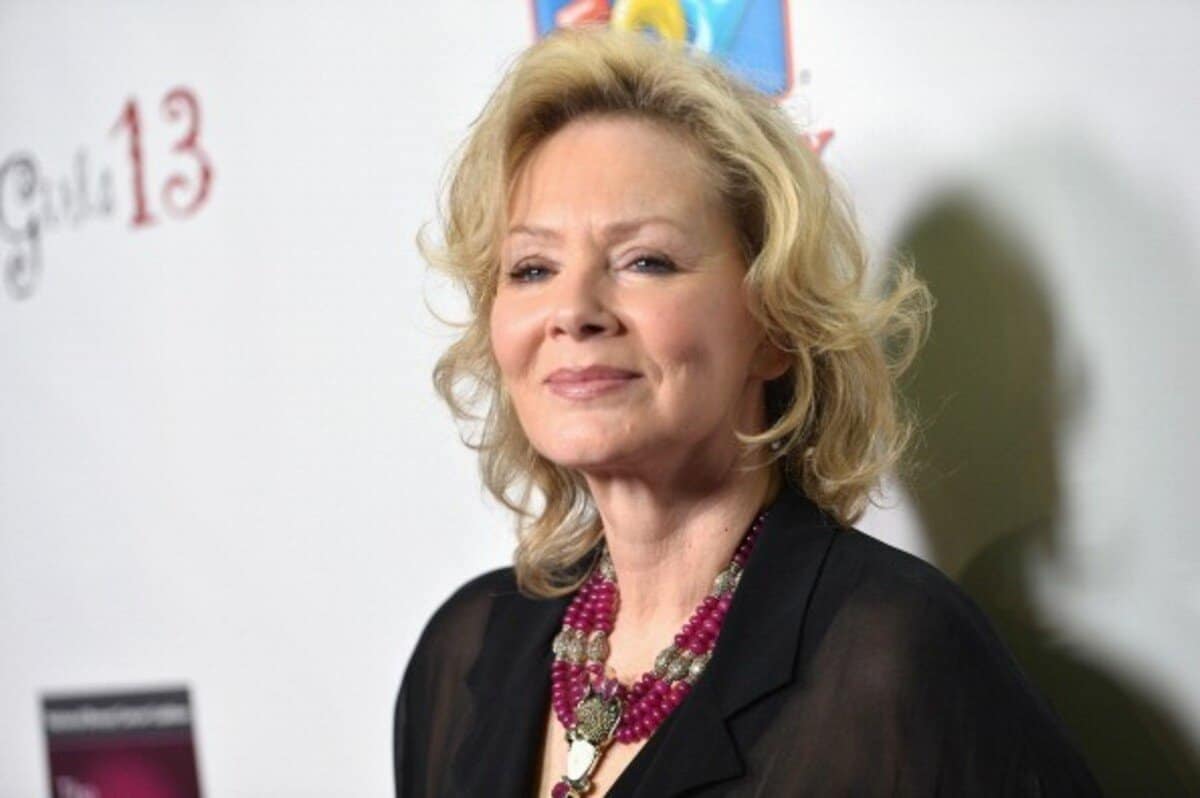 Jean-Smart-at-an-Event