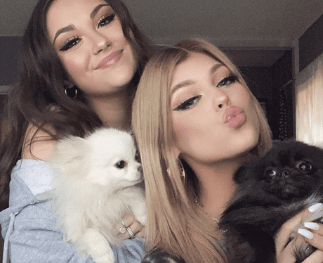loren-gray-with-her-friend-and-two-dogs