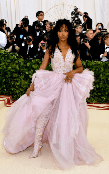 SZA looked like a princess in 2018 (Source: Popsugar)