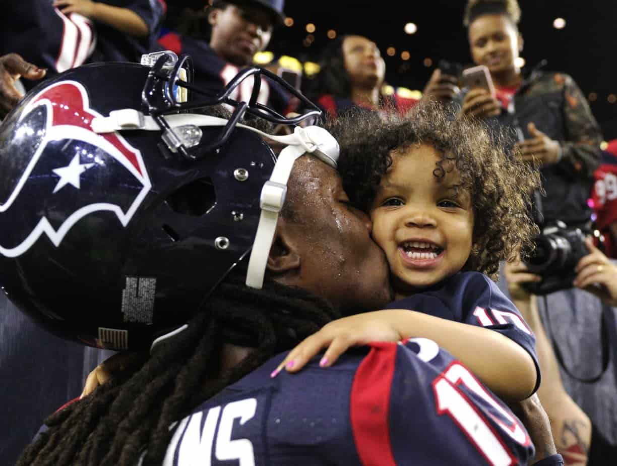 DeAndre Hopkins with his kid.