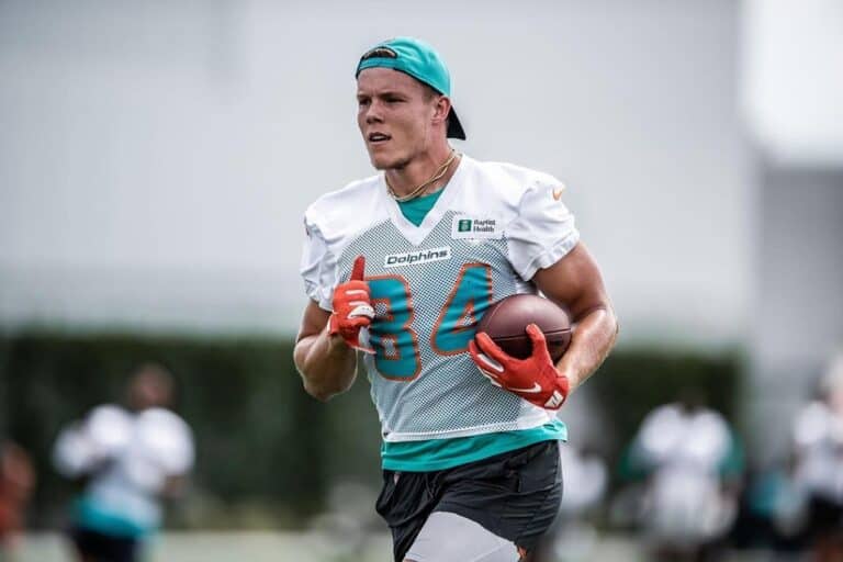 Miami Dolphins: Is Hunter Long Related To Howie Long? Family Ethnicity And Net Worth