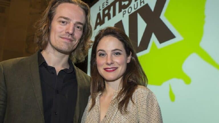 Caroline Dhavernas Conjoint Maxime Le Flaguais; Age Gap Married Life And Family