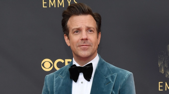 How Many Tattoos Does Jason Sudeikis Have? Their Meaning And Design