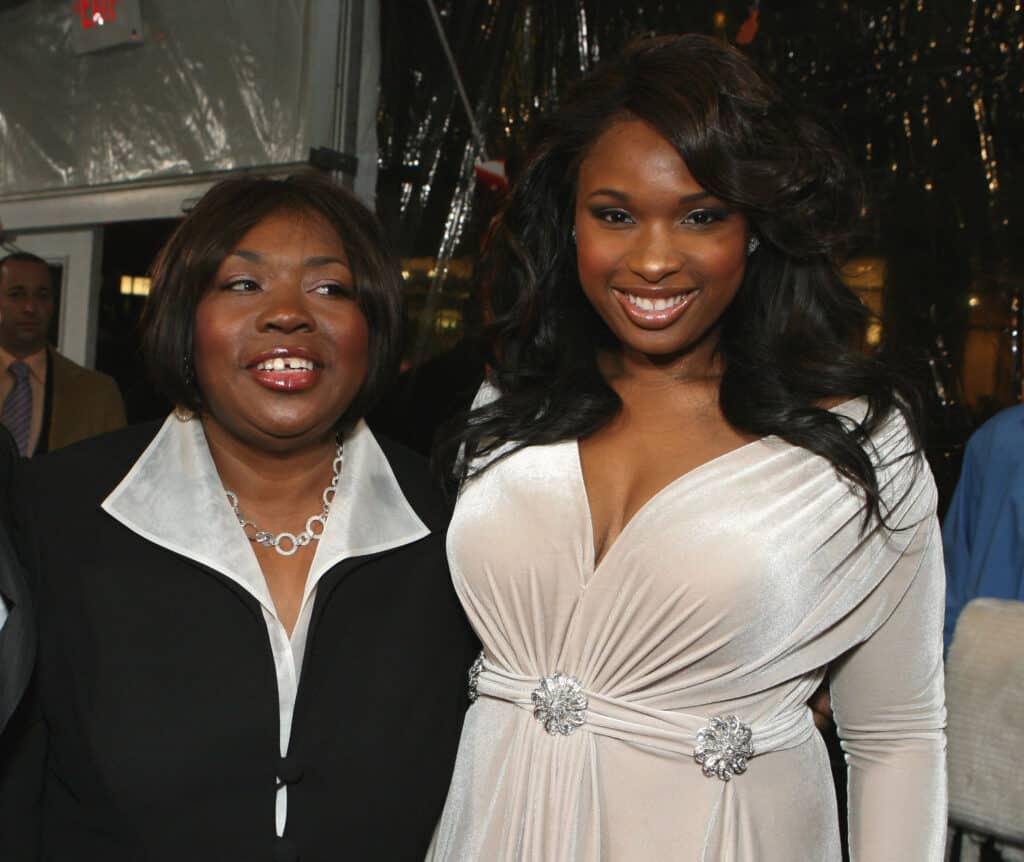Jennifer Hudson's Family members laid to rest in Chicago [Source- Access Online]