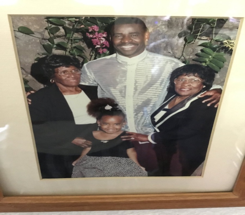 Michael Irvin with his aunt, mother and his eldest daughter.