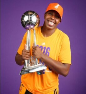 gray shares a photo with her wnba champion title 1614607368