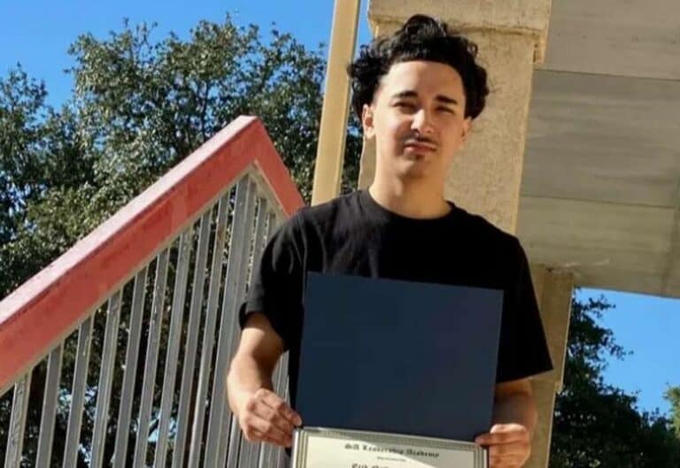 Erik Cantu Health Condition: San Antonio Police Officer Shot 17 Year Old Eating Burger, Parents And Case Update