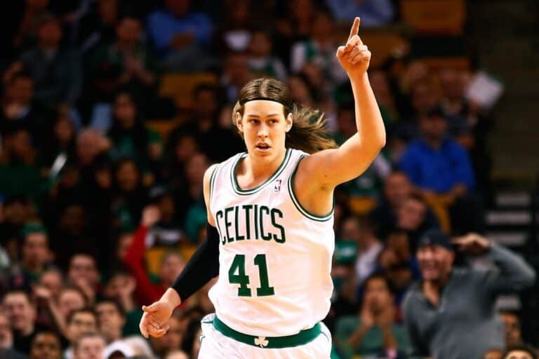 Utah Jazz: Does Kelly Olynyk Have Brother? More On His Sister Kelly Olynyk, Family And Net Worth