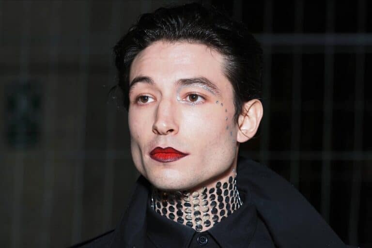 Ezra Miller Sexuality: Came Out As Queer, Who Is He Dating?