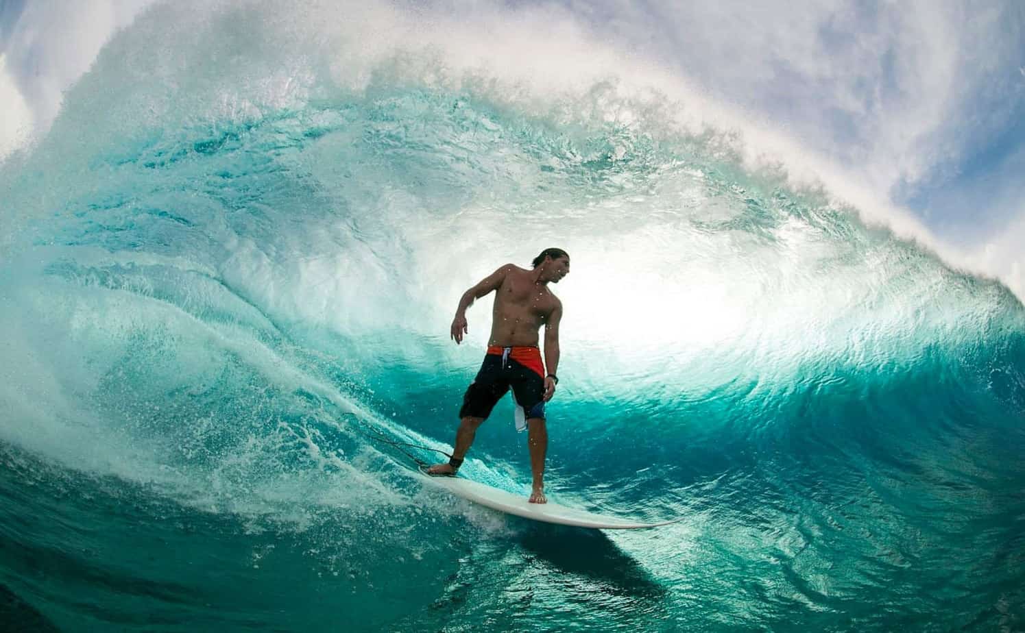 Andy-Irons-surfing
