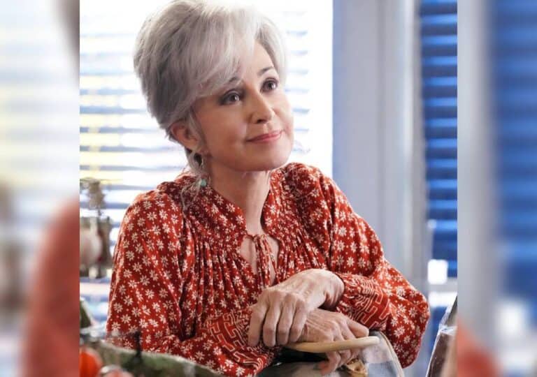 Annie Potts Is A Mother Of 3 Kids, Meet Her Husbands Family And Net Worth