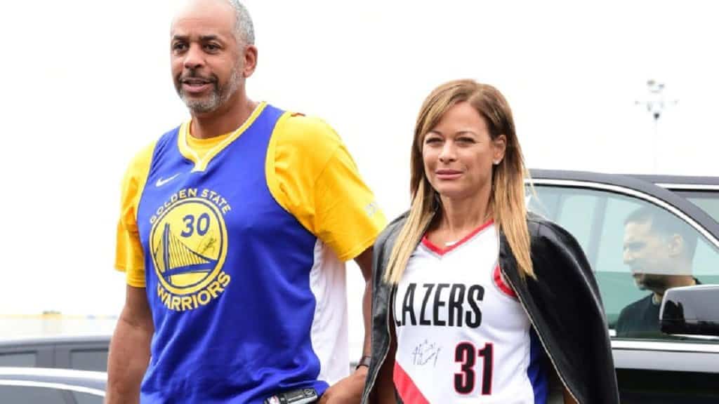 dell curry sonya curry enter are