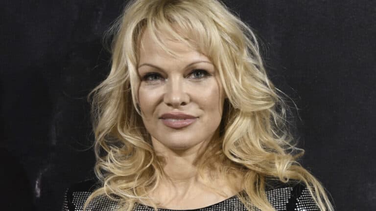 Pamela Anderson Religion: Is She Christian Or Jewish? Family And Ethnicity