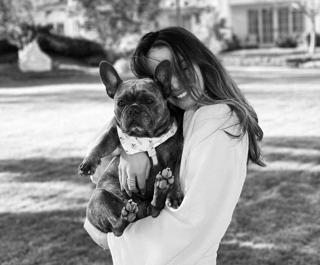Keleigh Sperry with her dog.