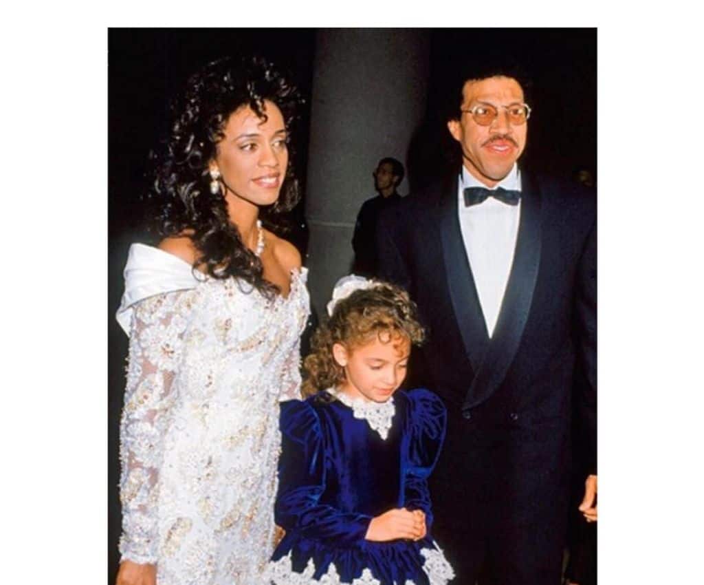 Nicole Richie's childhood photo with lionel Richie and brenda Harvey.