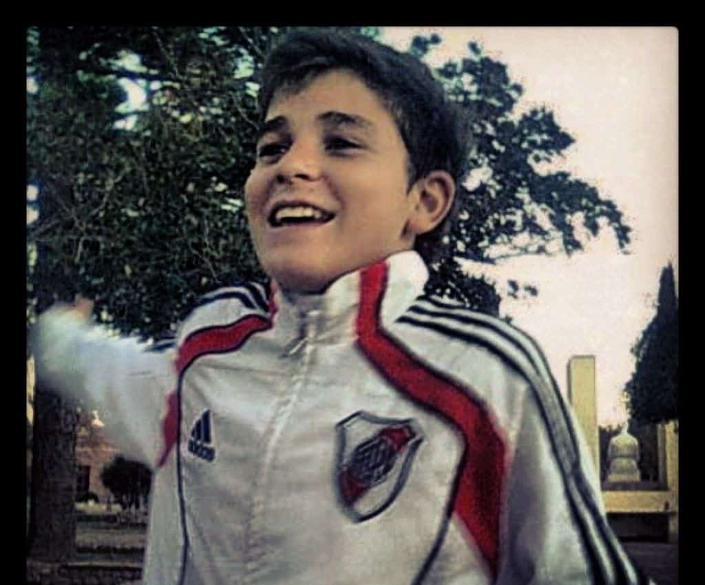 Julián Álvarez's old photo, when he was playing for river plate.