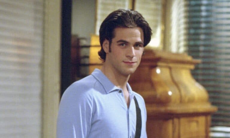 Eddie Cahill Has A Son Henry Cahill With His Wife Nikki Uberti, Family And Net Worth
